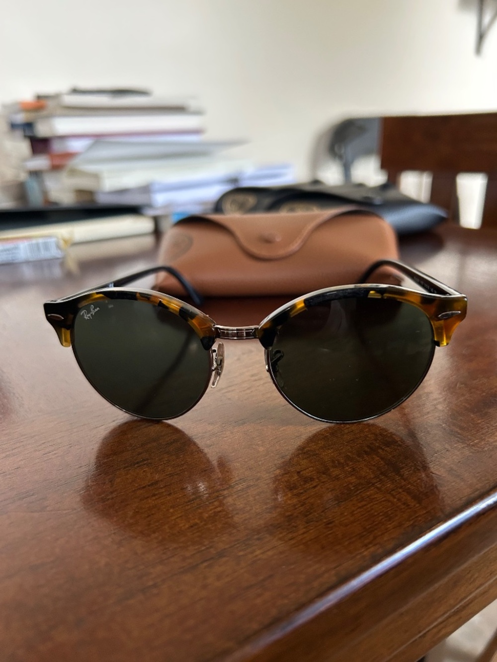Rayban sunglasses - Picture 3 of 3